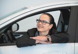 «Женщины рабочих профессий - миссия выполнима»: продавец-консультант автосалона «LADA» в группе компаний МАРТЕН Анастасия Корешкова