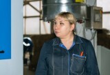 «Женщины рабочих профессий - миссия выполнима»: старший оператор Вологодского льняного производства Марина Беляева