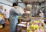 Освящённая перед Пасхой молочная продукция вологодского УОМЗ отправится в зону СВО