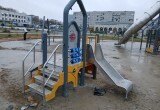 Дети не могут дождаться открытия площадки на Федулова