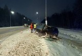 Еще один автомобиль врезался в опору ЛЭП под Вологдой, но обошлось без жертв