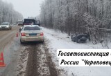 Внезапный кувырок прервал путь 53-летнего водителя Форда в Вологодской области 