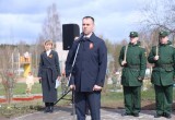 Накануне Дня победы в деревне Новое Домозерово Череповецкого округа зажгли вечный огонь