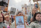 Колонна с портретами героев войны прошла по Вологде в честь 80-летия Победы