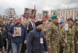 Колонна с портретами героев войны прошла по Вологде в честь 80-летия Победы