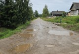 Жители Вытегры устали жить в грязи