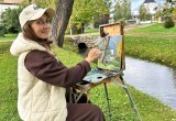 Кленовый лист стал холстом для пейзажа череповецкой художницы