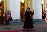 Очаровательной интермедией-сюрпризом открылся 50-й театральный сезон ТЮЗа