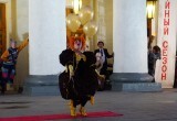 Очаровательной интермедией-сюрпризом открылся 50-й театральный сезон ТЮЗа