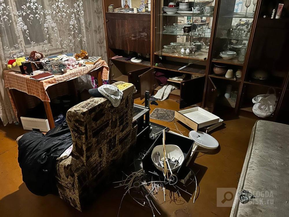 После жалоб жителей дома полиция накрыла в Череповце наркопритон После жалоб жителей дома полиция накрыла в Череповце наркопритон