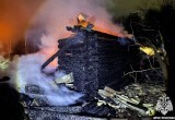 Пожарные по воде добирались к горящему дому в Череповецком округе
