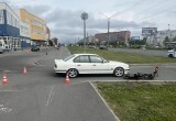 В Череповце иномарка сбила электровелосипед с двумя детьми