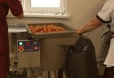 Школьные пищеблоки в Вологде обеспечены современным оборудованием