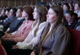 Роман Заварин поздравил педагогов Вологды с профессиональным праздником